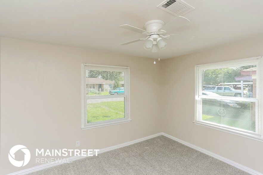 Building Photo - 317 Worthy St