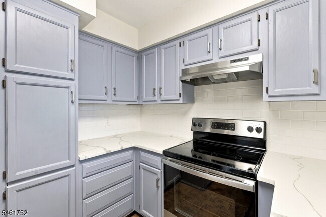 Building Photo - 24 Wescott Rd