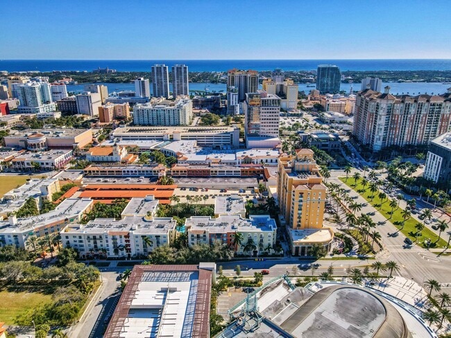 Building Photo - 651 Okeechobee Blvd