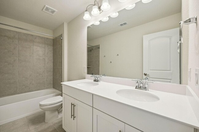 Building Photo - 2412 Rooster Ln