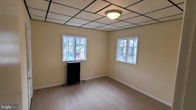 Building Photo - 123 S 5th St