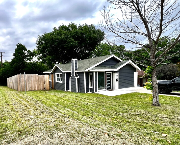 Primary Photo - Room in House on W Brooklyn Ave
