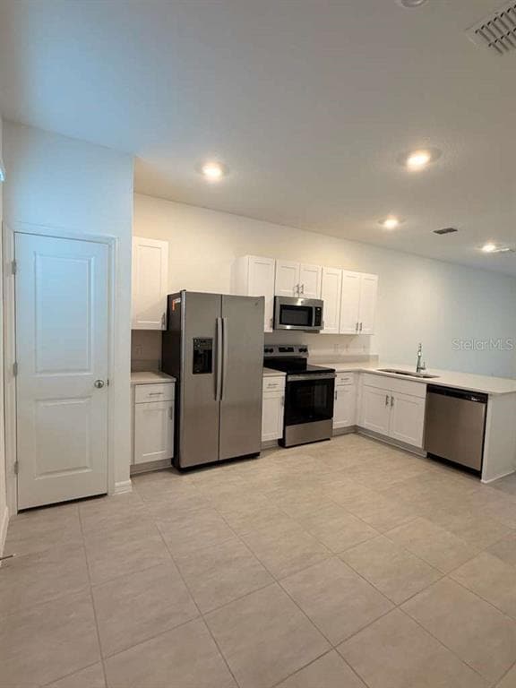 Building Photo - 2975 Skyline Lp