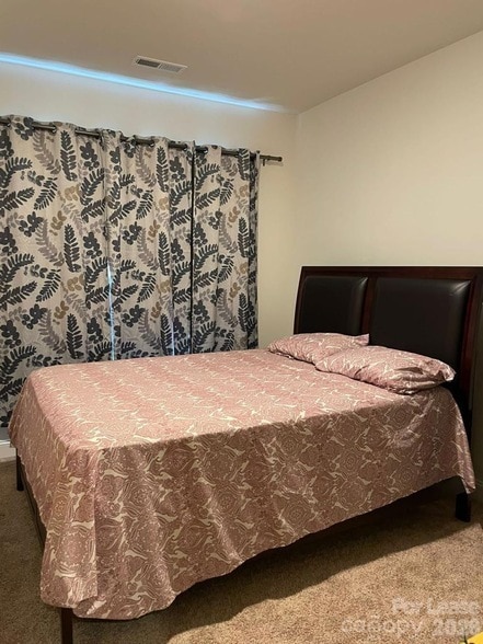 Building Photo - 10359 Paper Birch Dr