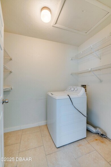 Building Photo - 906 Boulder Dr