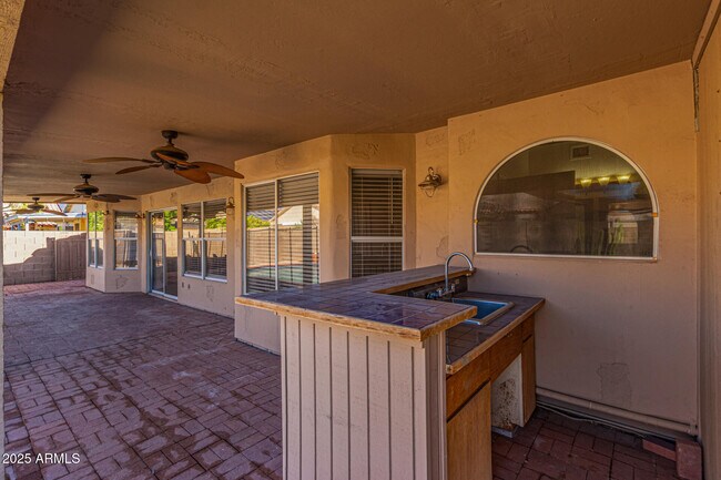 Building Photo - 5340 W Oraibi Dr