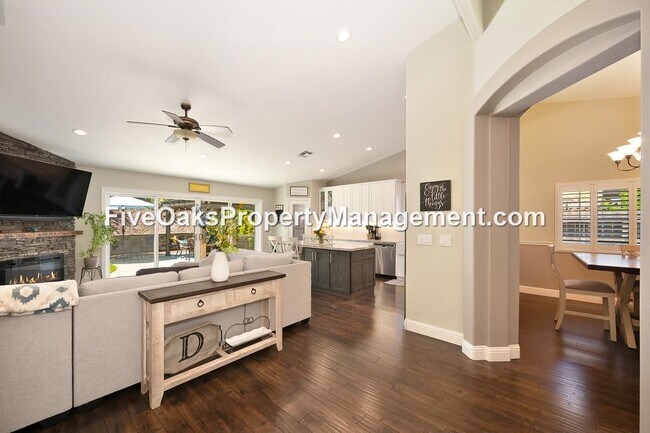Building Photo - 531 Rowlands Ct