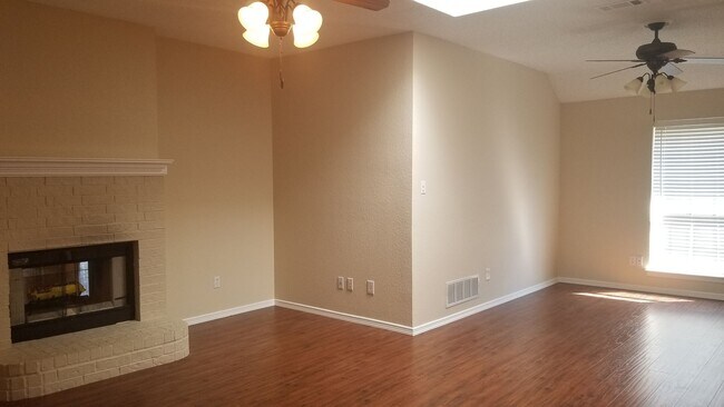 Building Photo - 4208 Crossgate Ct