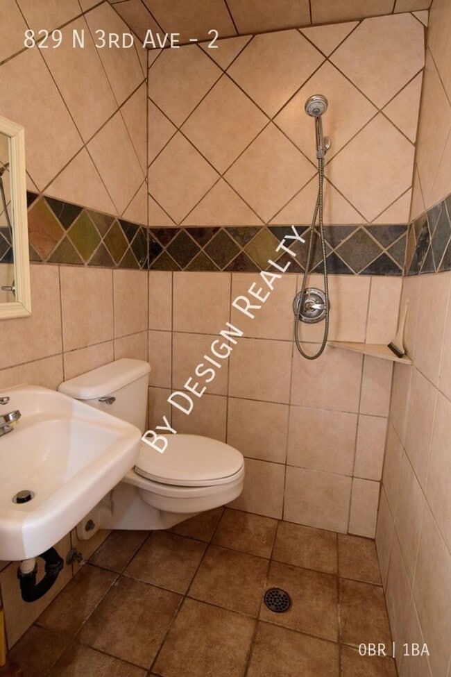 Building Photo - Casita Guest House - Just off 4th Ave/Univ...