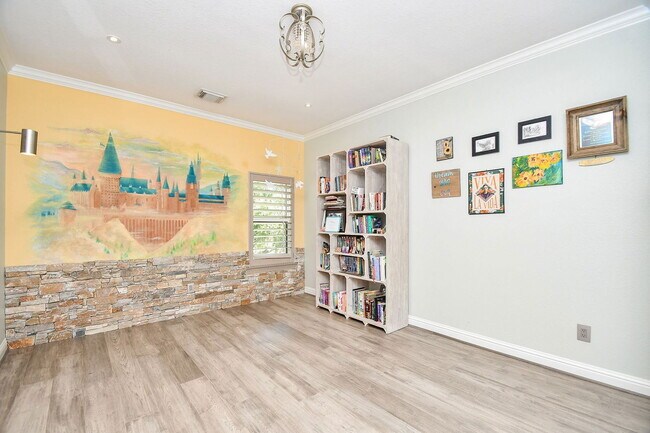 Building Photo - 7106 Habersham Ave