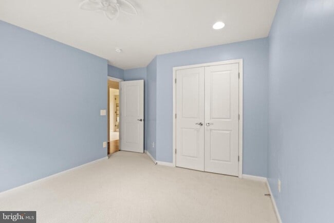 Building Photo - 24839 Somerby Dr