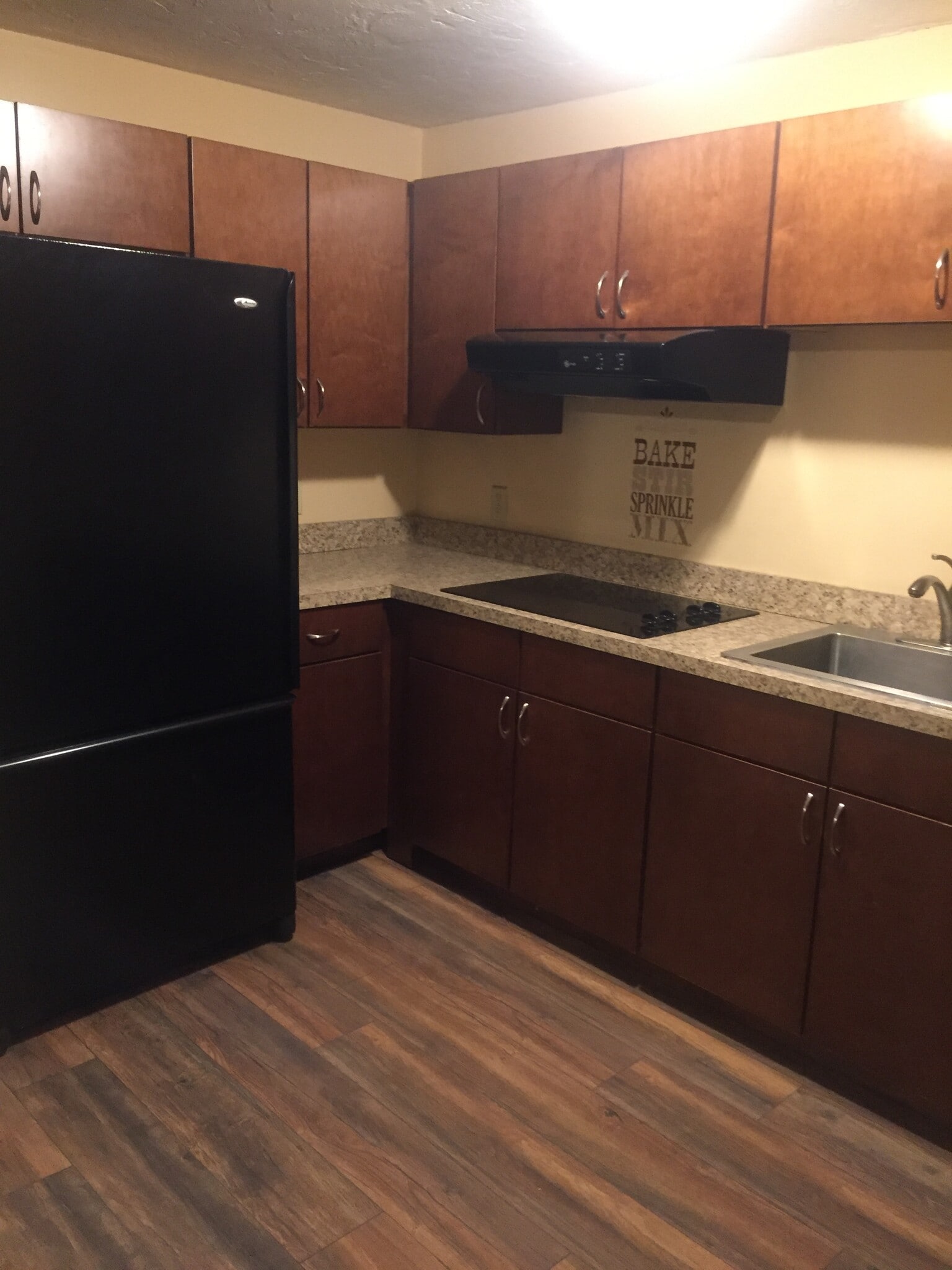 Building Photo - 5202 Halcyon Dr
