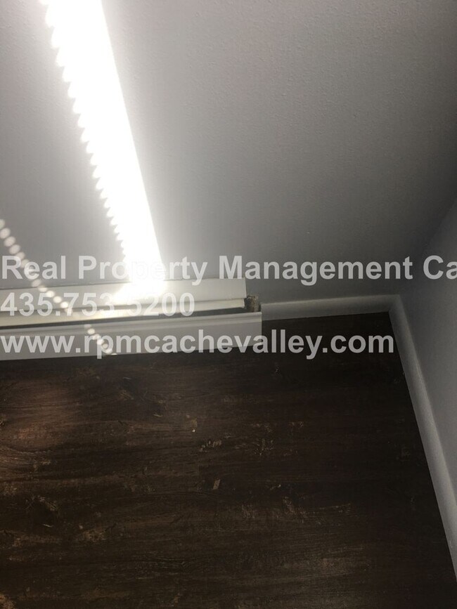 Building Photo - 2662 N 370 E