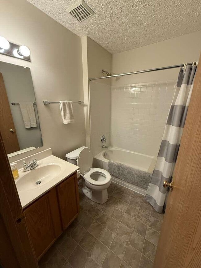 Building Photo - 8282 Mira St