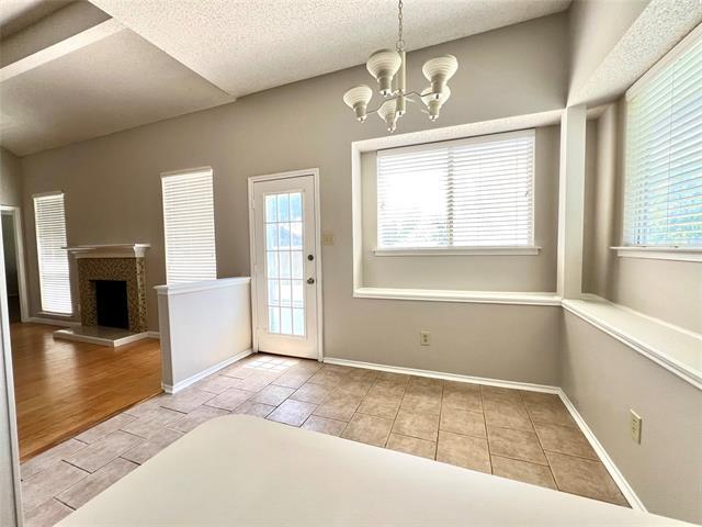 Building Photo - 2735 Wentworth Dr