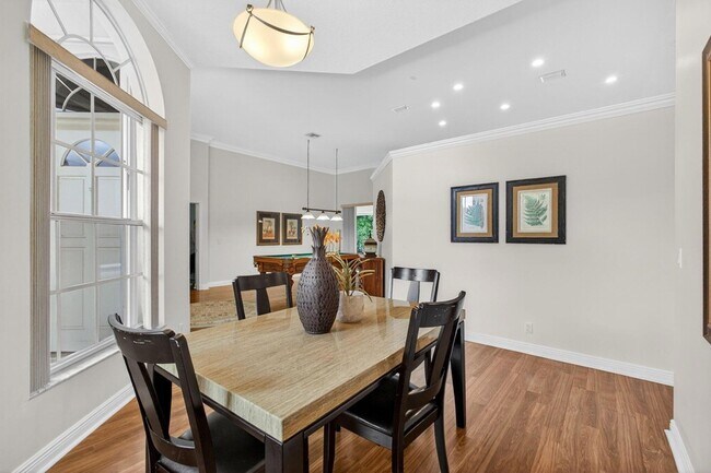 Building Photo - 13656 Carlton St