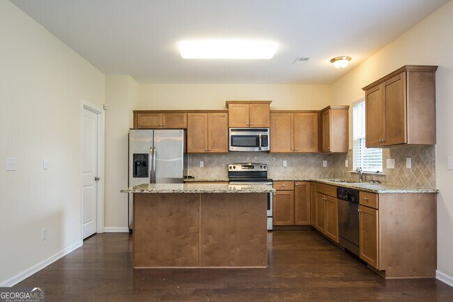 Building Photo - 289 Darbys Run Ct