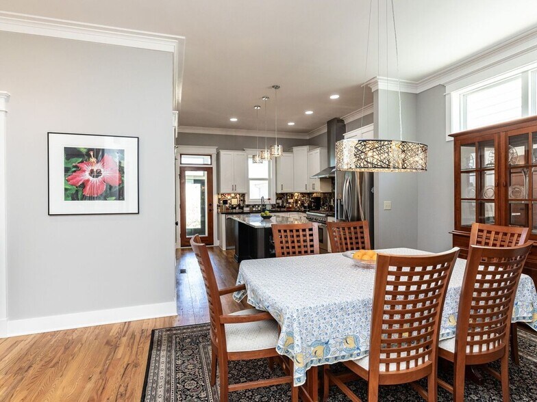 Building Photo - 1980 Great Ridge Pkwy