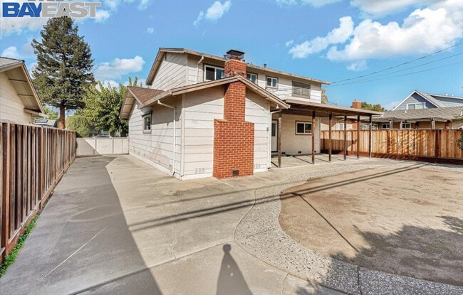 Building Photo - 3118 Capewood Ln