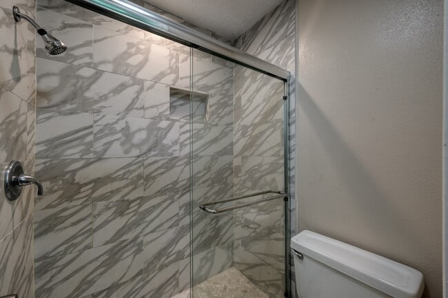 Building Photo - 25747 Timber Lakes Dr