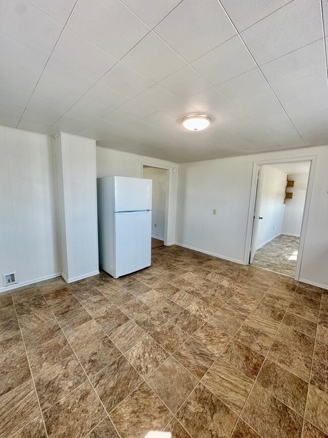 Building Photo - Nice home for rent in Metolius!