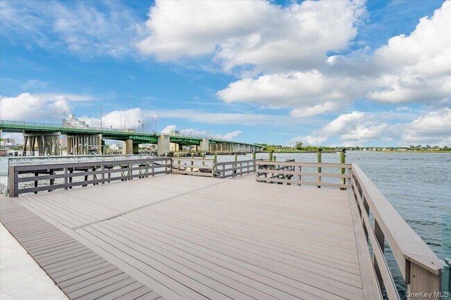 Building Photo - 177 Albany Blvd