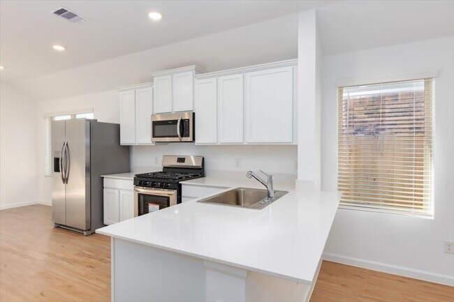 Building Photo - 20906 Cropani Shadow Dr