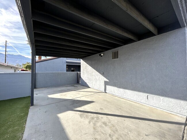 Building Photo - 28670 Landau Blvd