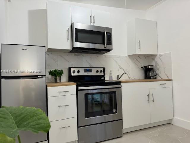 Building Photo - 1270 NE 210th Terrace