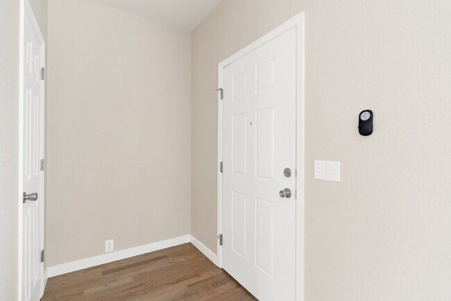 Building Photo - Charming 3-Bedroom Home Near Ft. Carson – ...