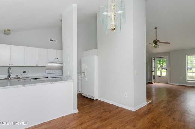 Building Photo - 4312 Watson Dr
