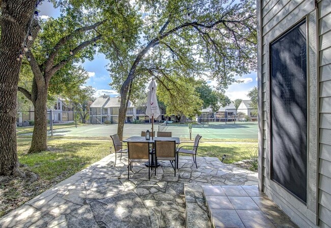 Building Photo - 177 World of Tennis Sq