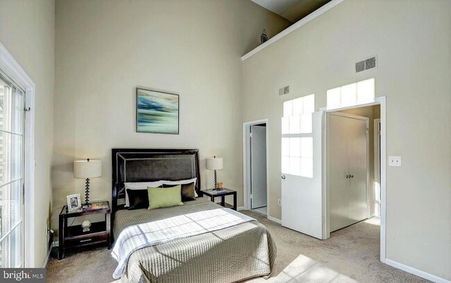 Building Photo - 7587 Chrisland Cove