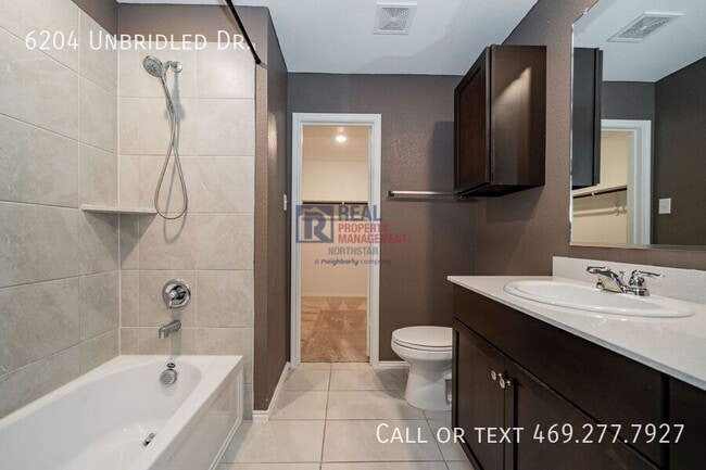 Building Photo - 6204 Unbridled Dr