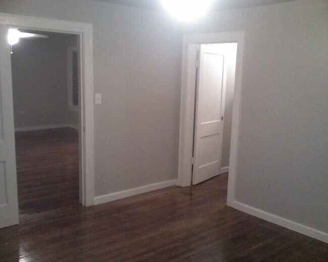 Building Photo - 1701 Daniel Dr