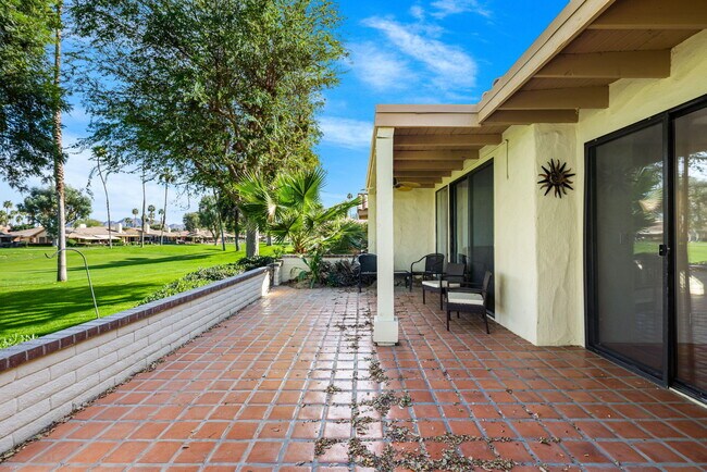 Building Photo - 280 Tolosa Cir