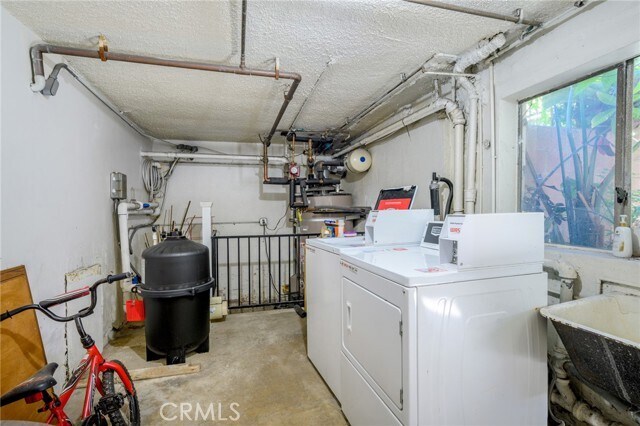 Building Photo - 7969 Norton Ave