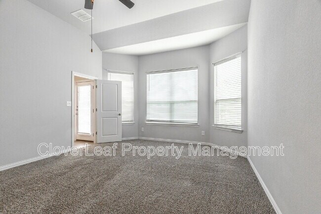 Building Photo - 675 Patriot Dr