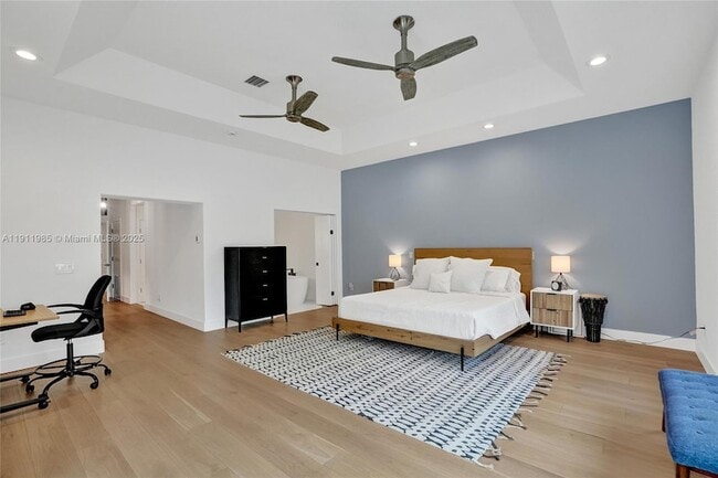 Building Photo - 1020 Bayberry Point Dr