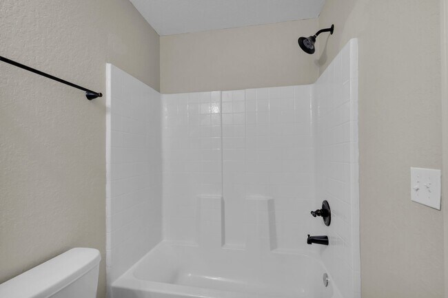 Building Photo - 3/2 Rental South of Ocala!