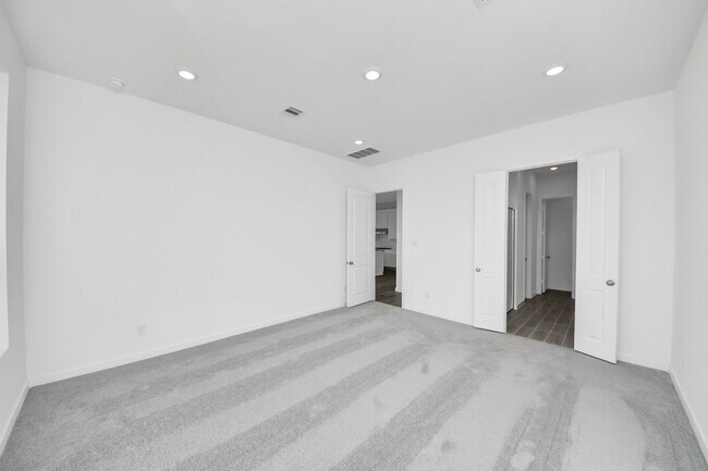 Building Photo - 32031 Victoria Meadow Dr