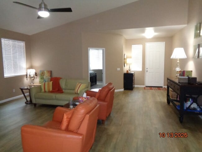 Building Photo - Immaculate One Story Home Offering 1989 sq...