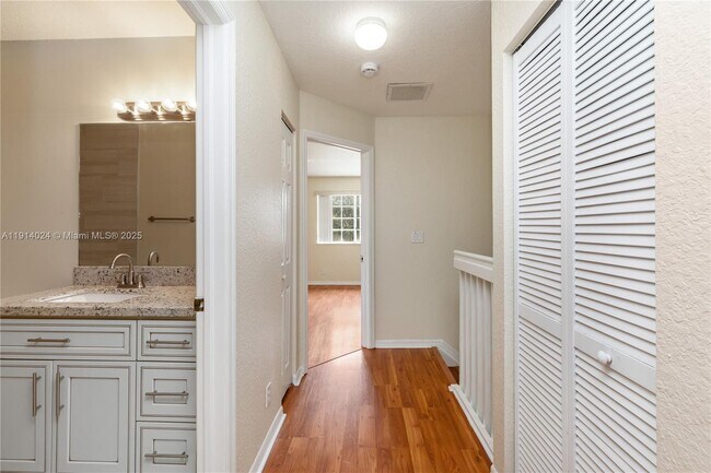 Building Photo - 4005 NW 91st Terrace