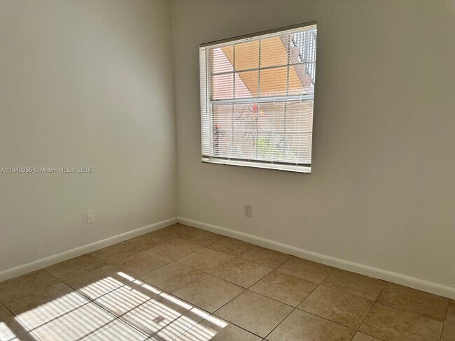 Building Photo - 601 Cypress Lake Blvd