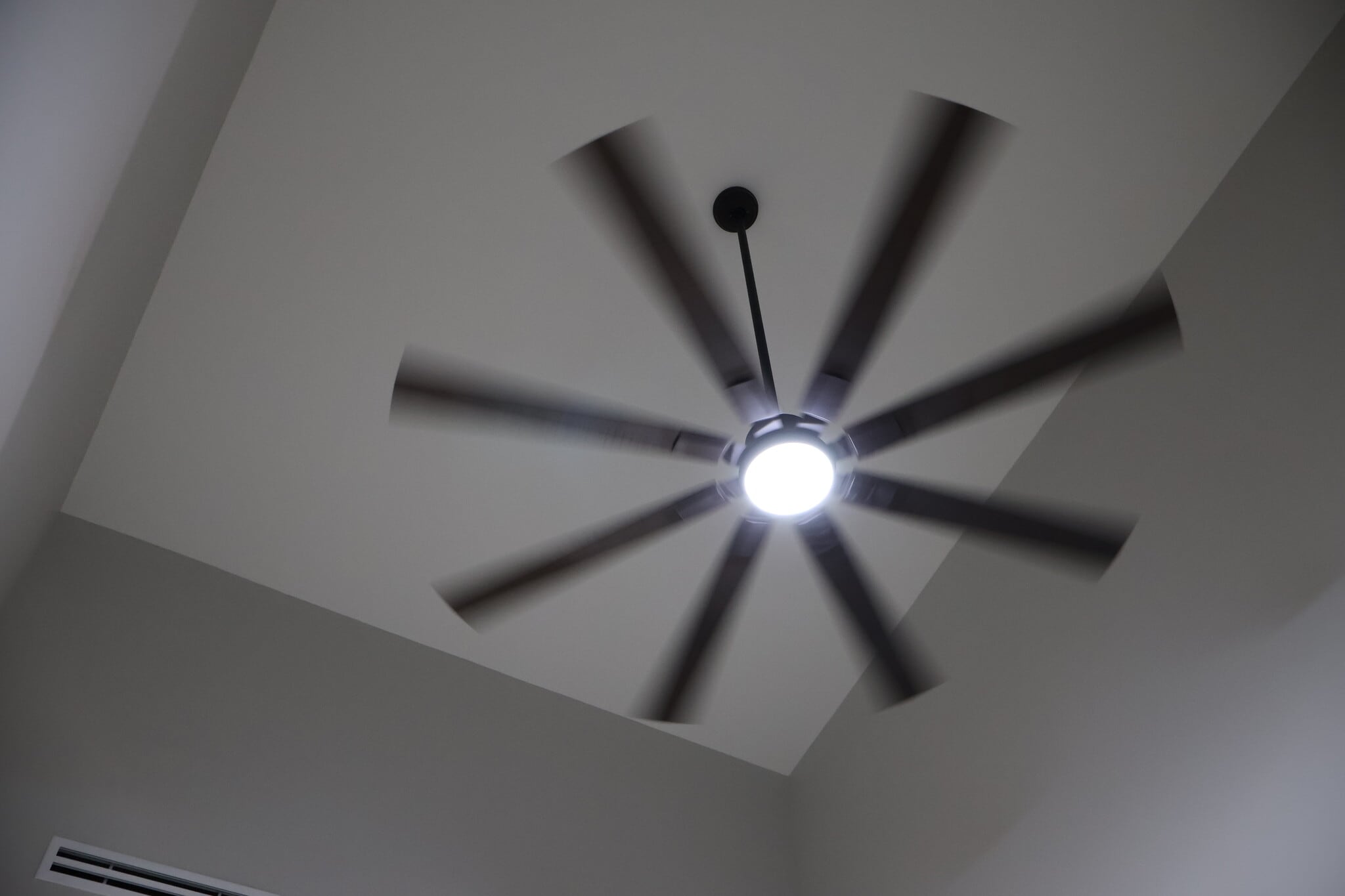 living room fan - 1005 Hidden Hills St