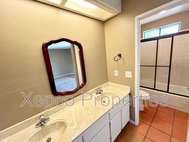 Building Photo - 77304 Ohio Ct