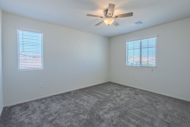 Building Photo - Rancho Sahuarita