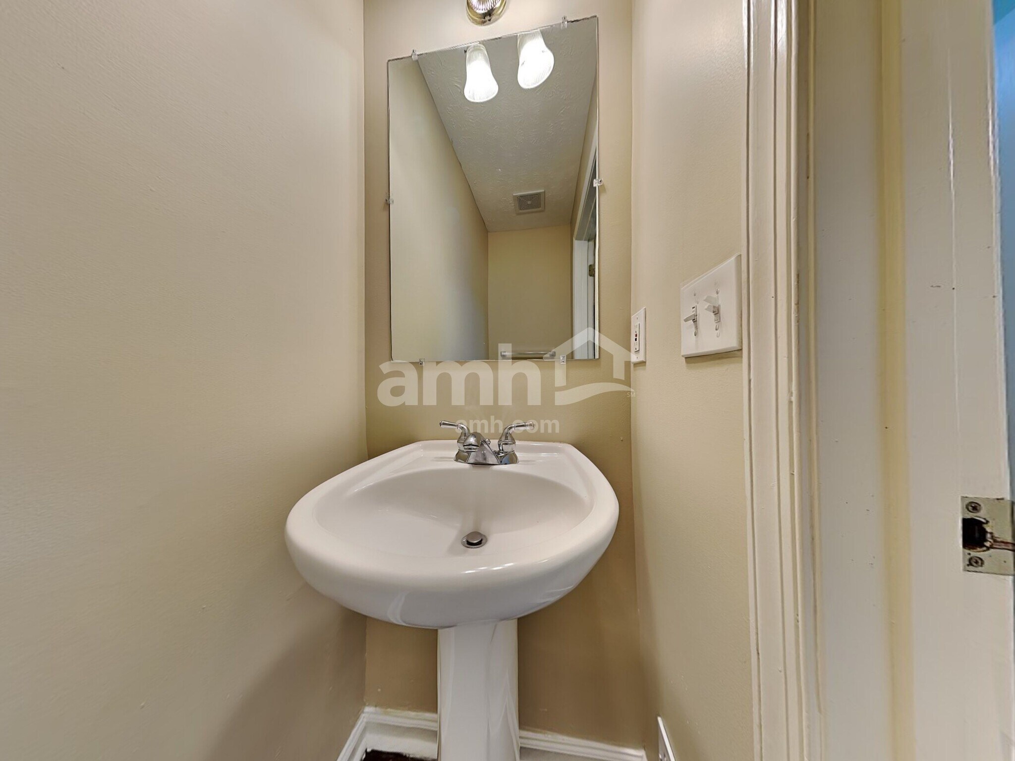 Building Photo - 5169 Appaloosa Cir