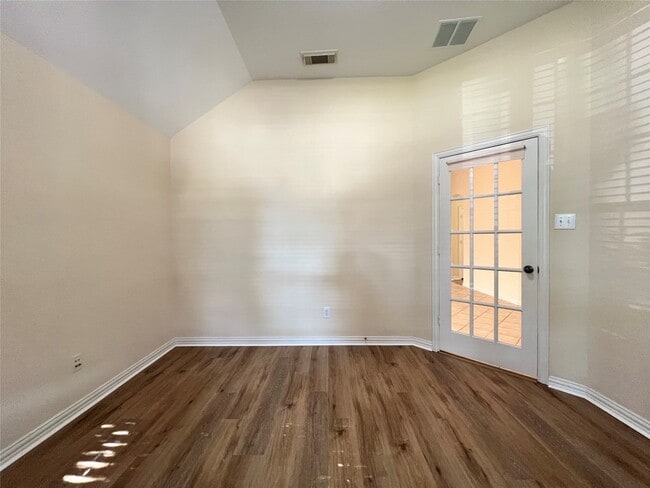 Building Photo - 23247 Dewflower Dr