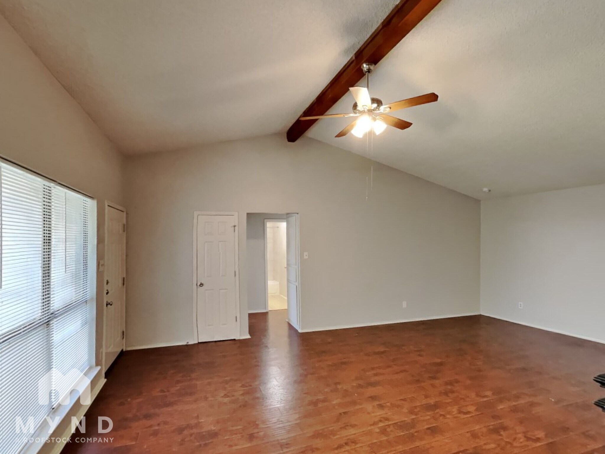 Building Photo - 1134 Hemlock Dr